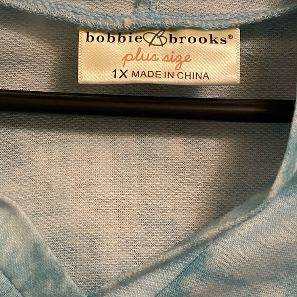Bobbie Brooks Plus Size 1x Tye-Dyed Lightweight Hoodie - Picture 4 of 4